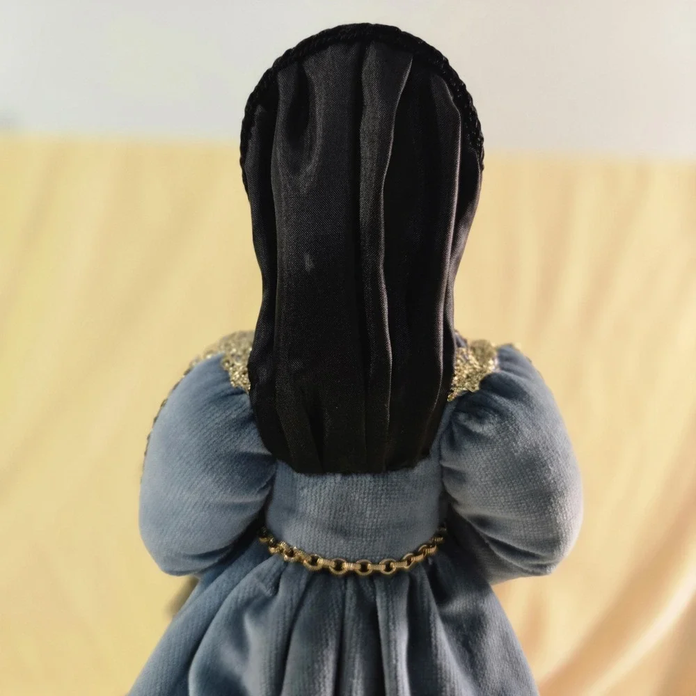 Catherine Howard Brenda Price Royal Heritage Doll w/ Box 2000 #354